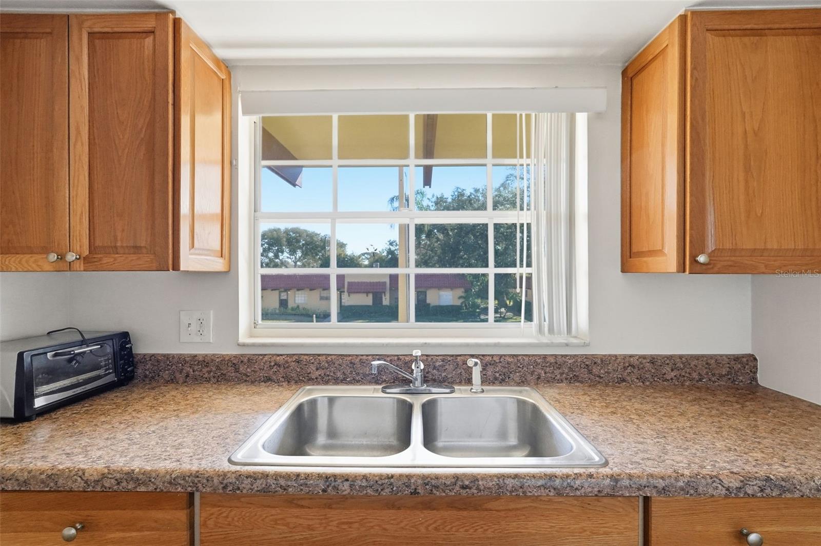 PENNWOOD MANOR - Residential