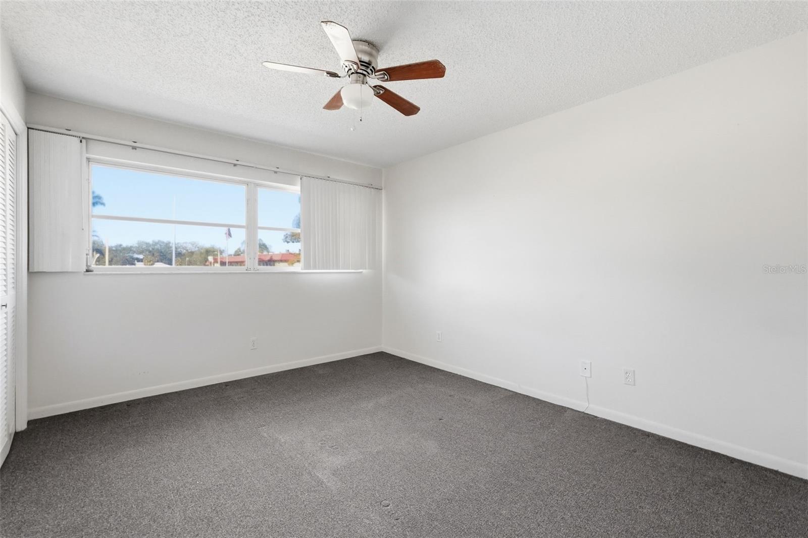 PENNWOOD MANOR - Residential