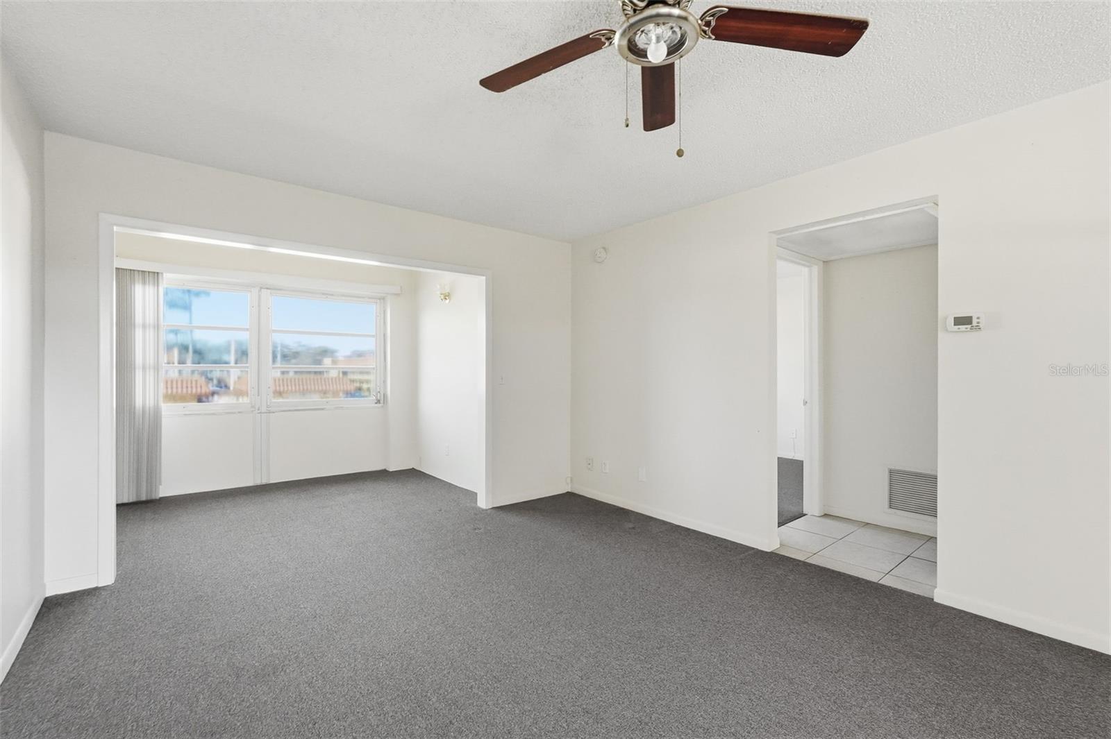 PENNWOOD MANOR - Residential