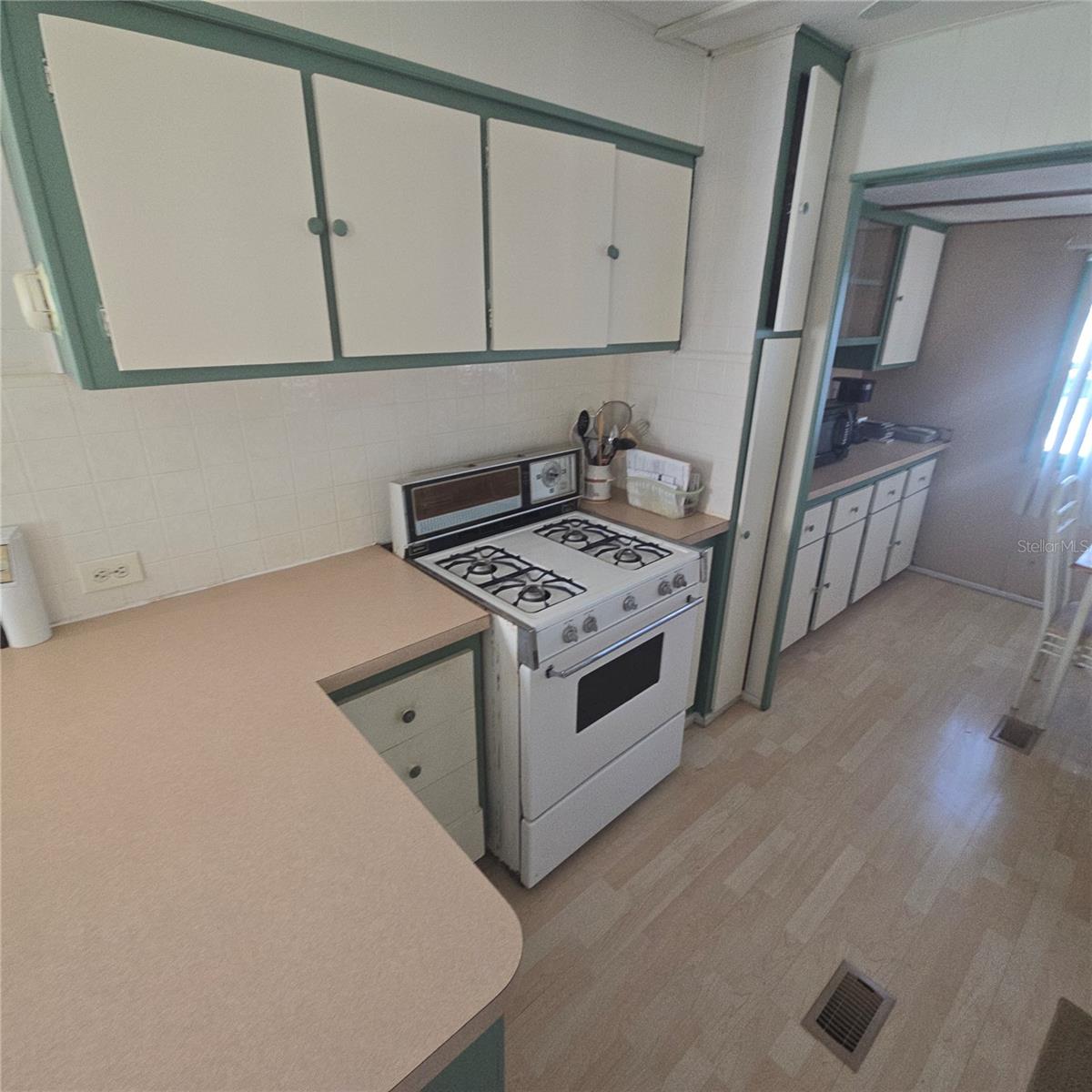 COUNTRYSIDE ESTATES MOBILE HOME PARK UNREC - Residential