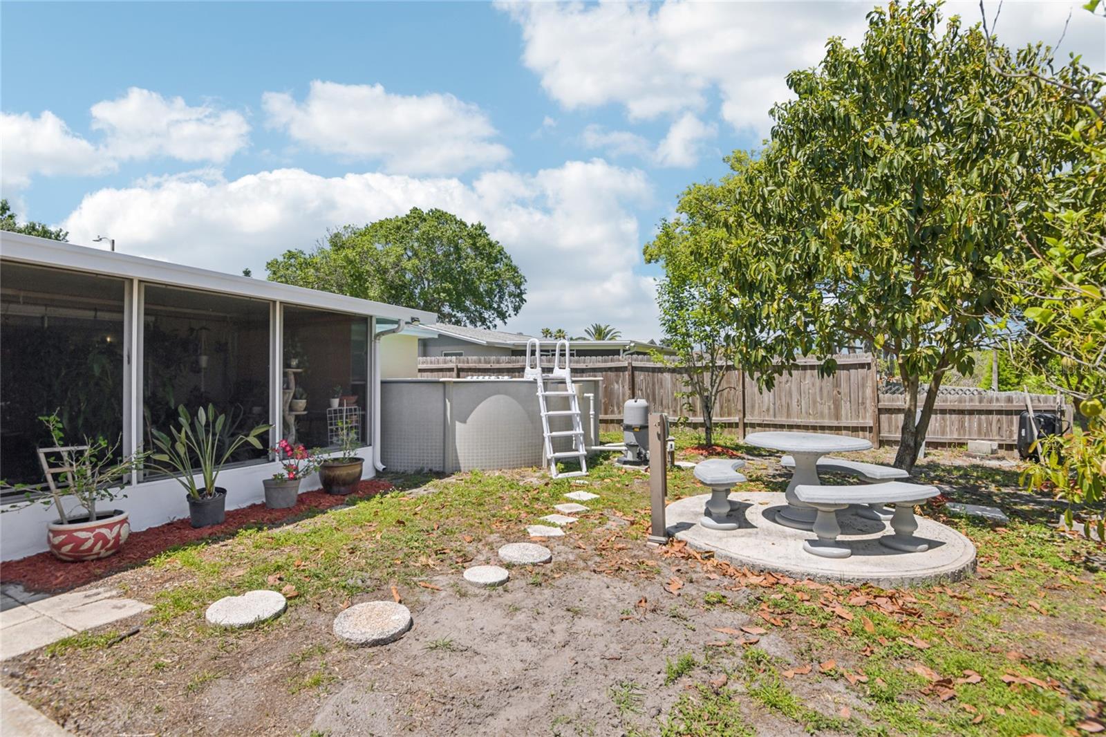 HOLIDAY LAKE ESTATES - Residential