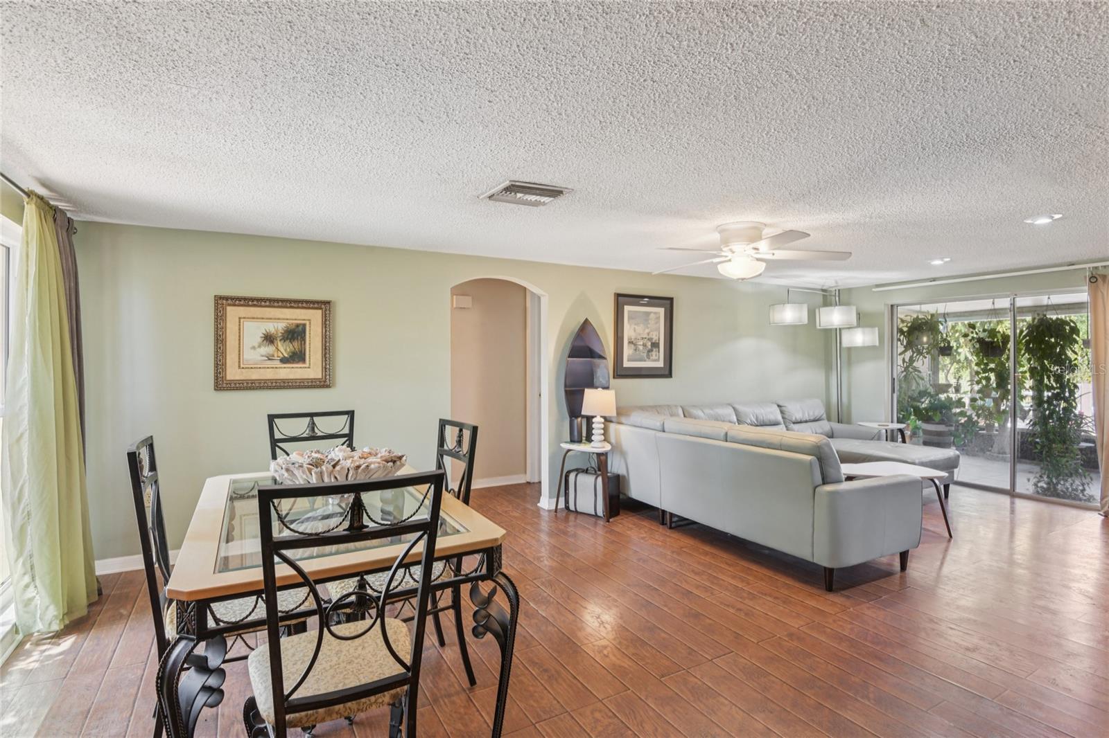 HOLIDAY LAKE ESTATES - Residential