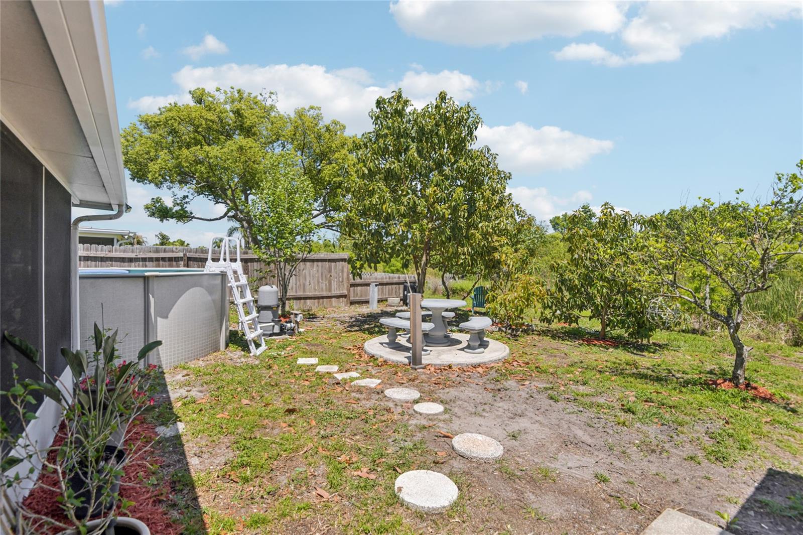 HOLIDAY LAKE ESTATES - Residential