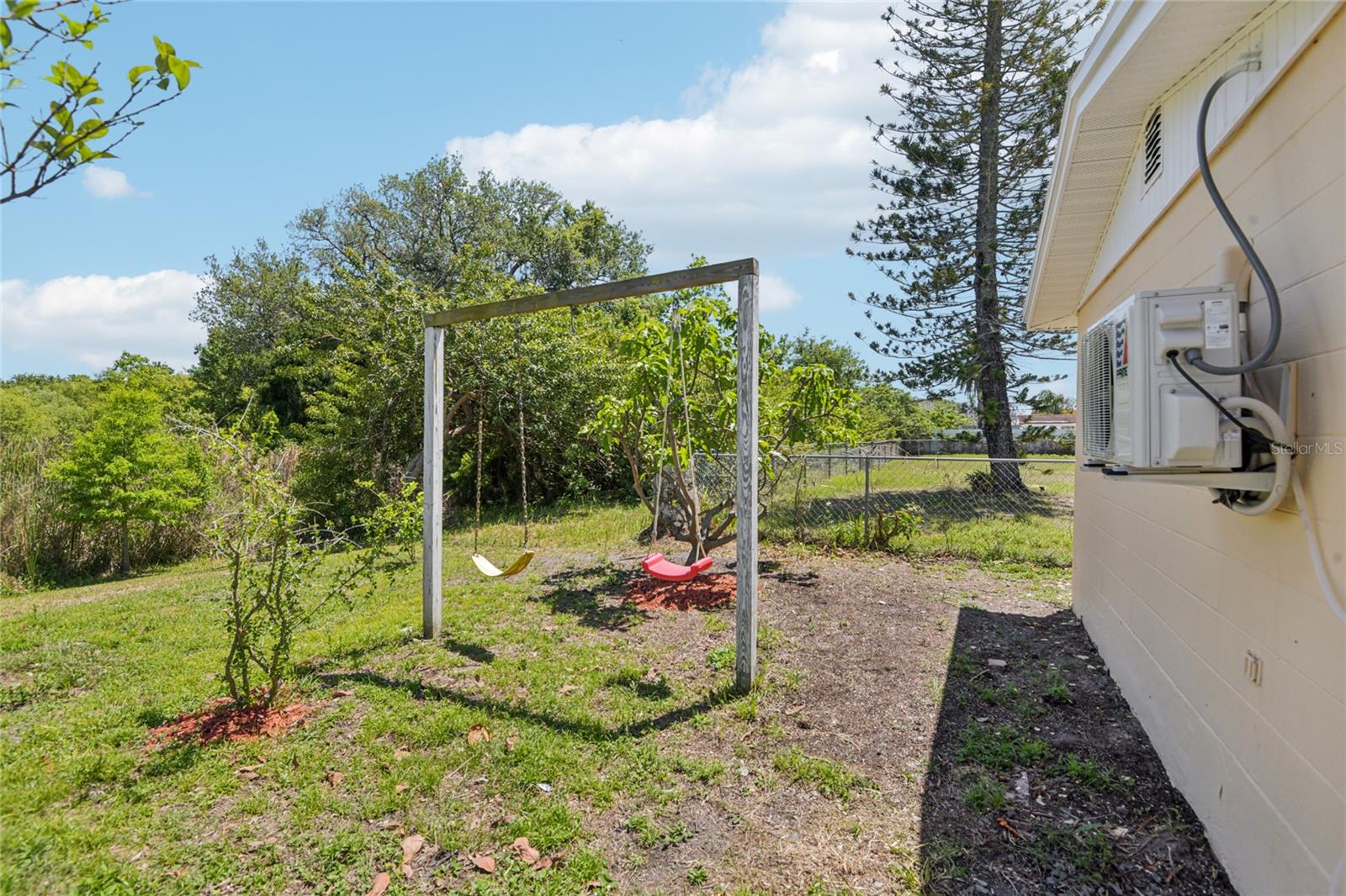 HOLIDAY LAKE ESTATES - Residential