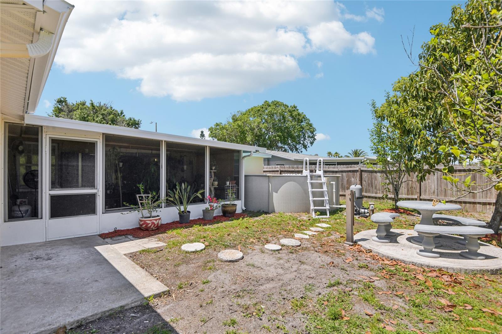 HOLIDAY LAKE ESTATES - Residential