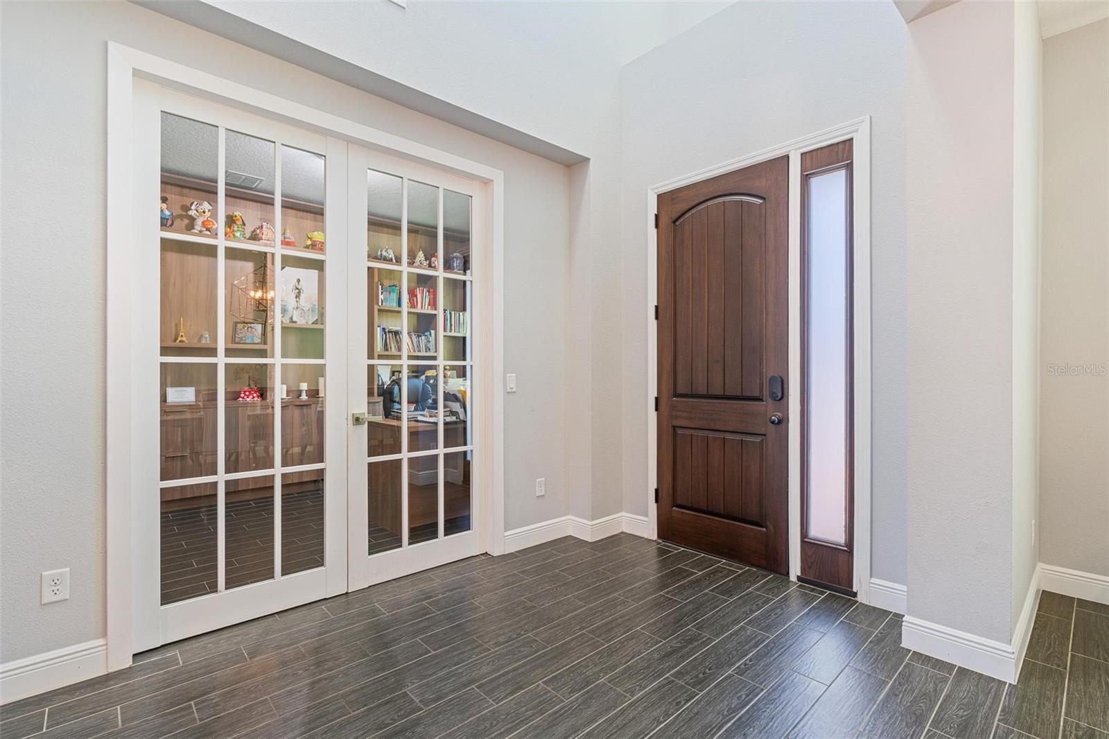 8324 LUDINGTON CIRCLE