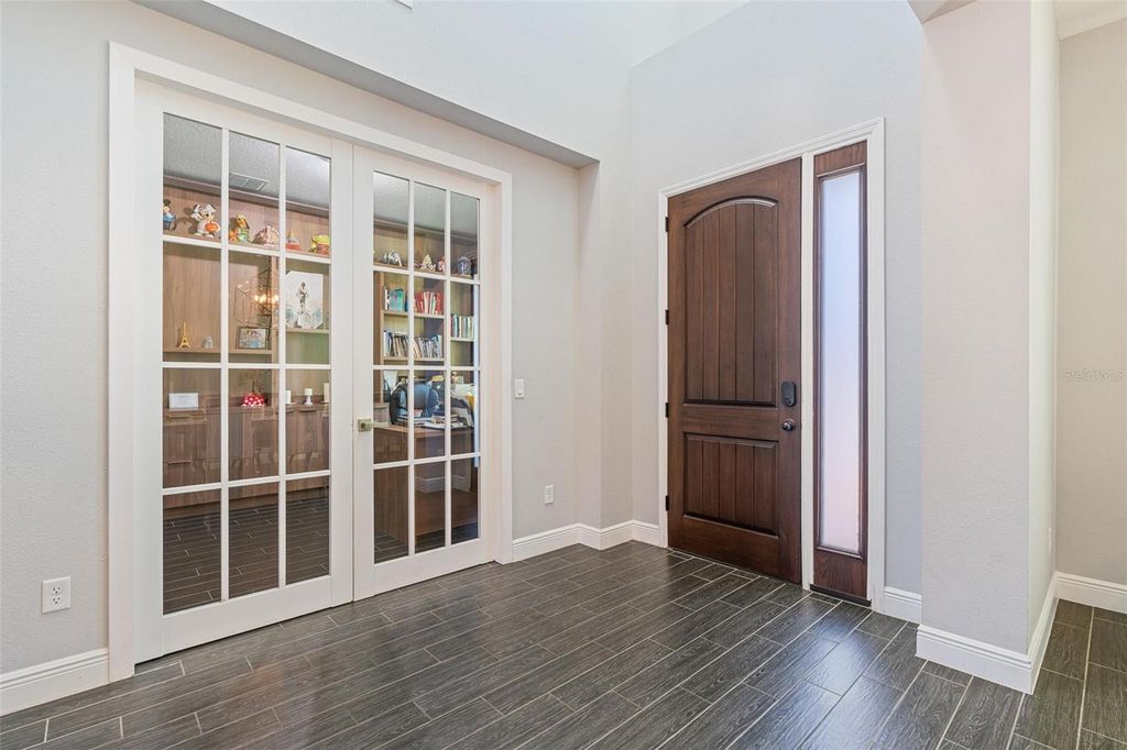 Photo of 8324 Ludington Circle, Orlando, FL 32836 (MLS # O6377060)