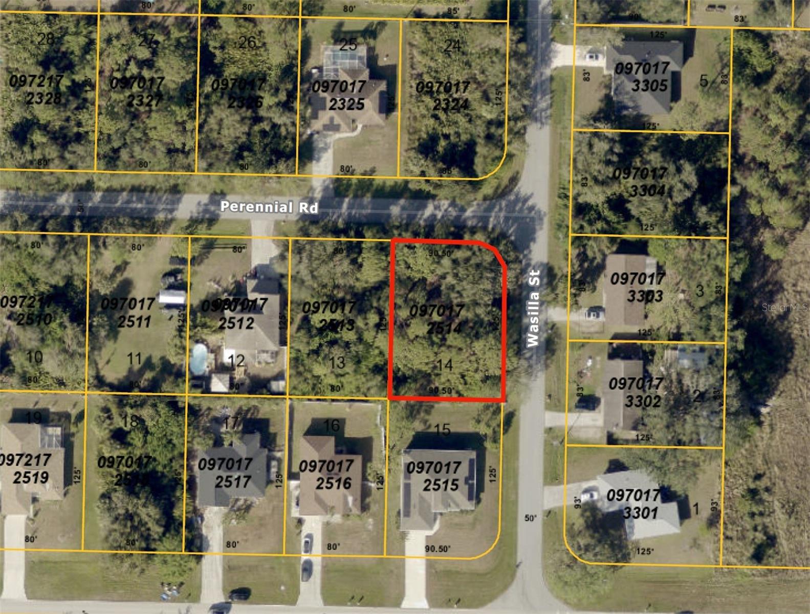 Beautiful OVERSIZED - CITY WATER- NO FLOOD ZONE - CORNER lot located in North Port! Build your dream home in the flourishing city of North Port. Prime location, about 7 minutes away from North Port Public Library and The North Port Aquatic Center, a family fun water park is about 5 Minutes away. Plenty of shopping and dining close by. For those seeking entertainment, downtown Wellen Park and the Atlanta Braves stadium are a mere 15 minute drive away, offering endless opportunities for fun, dining and adventure! Convenient access to golf courses, fishing, boating and stunning gulf beaches!