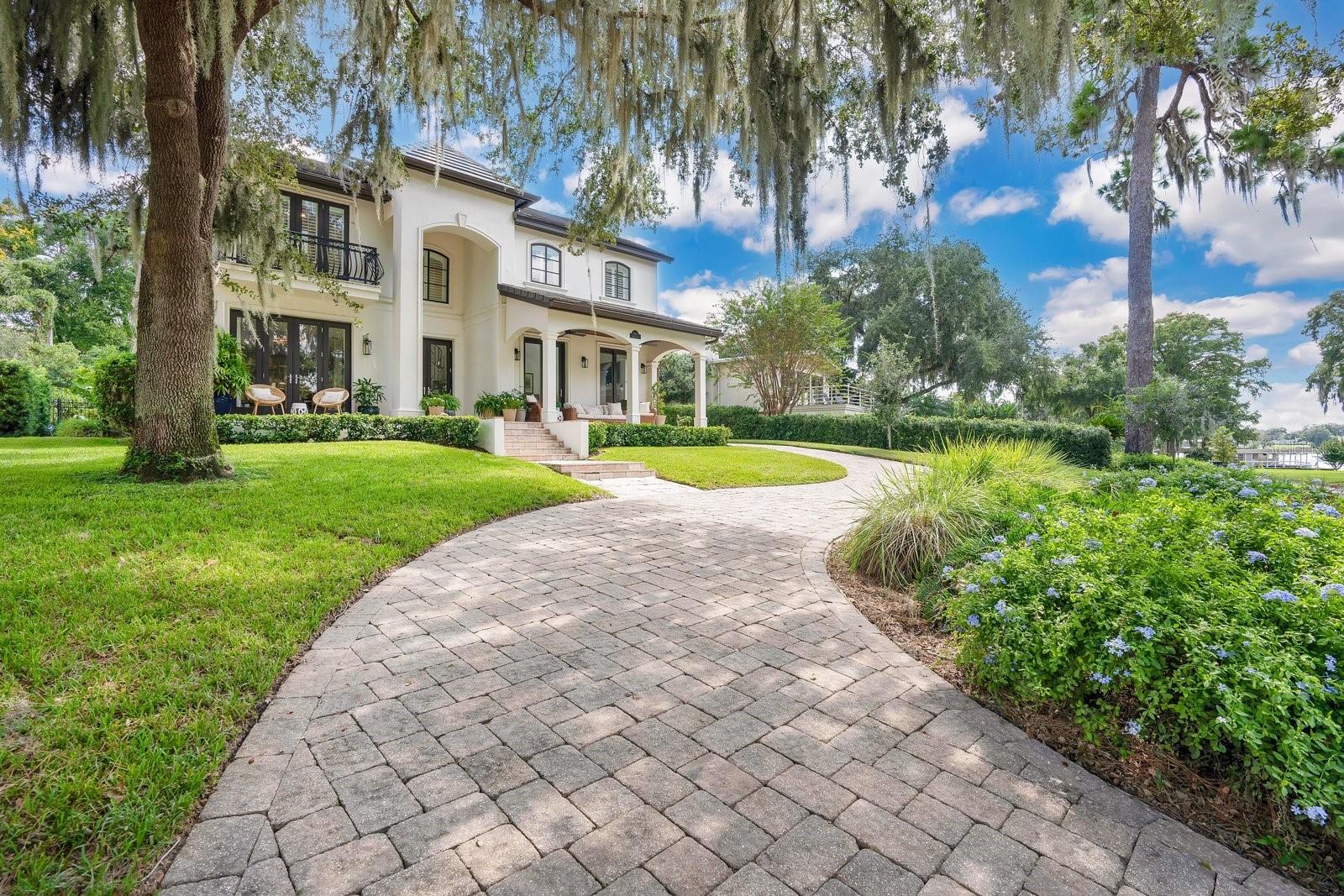 FOREST HILLS - Residential