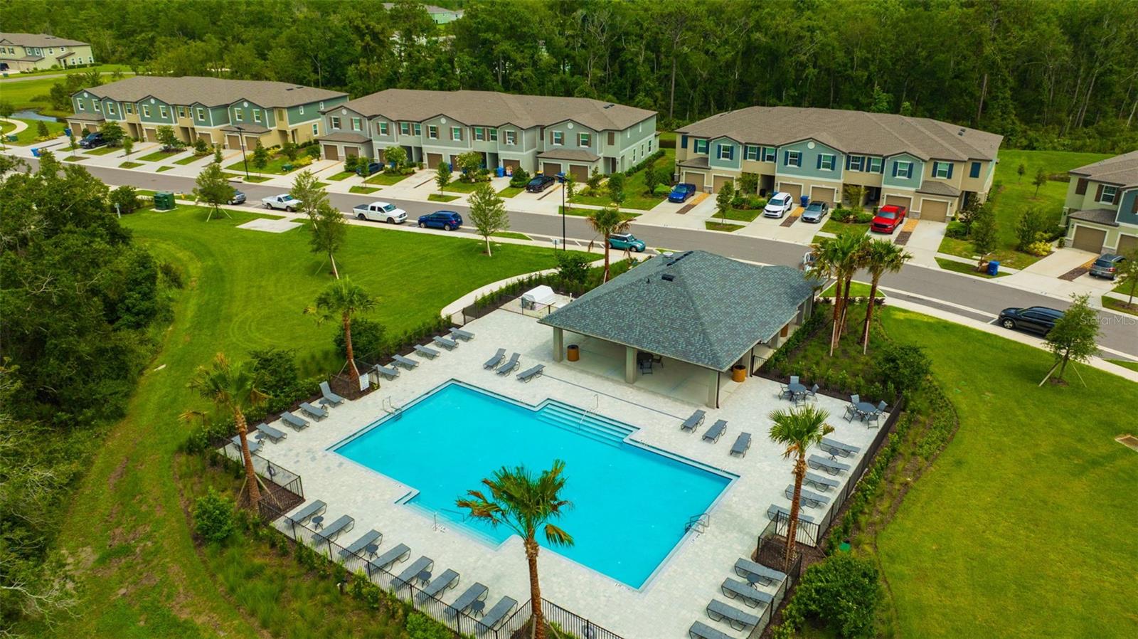 TOWNHOMES OF ANGELINE - Residential Lease