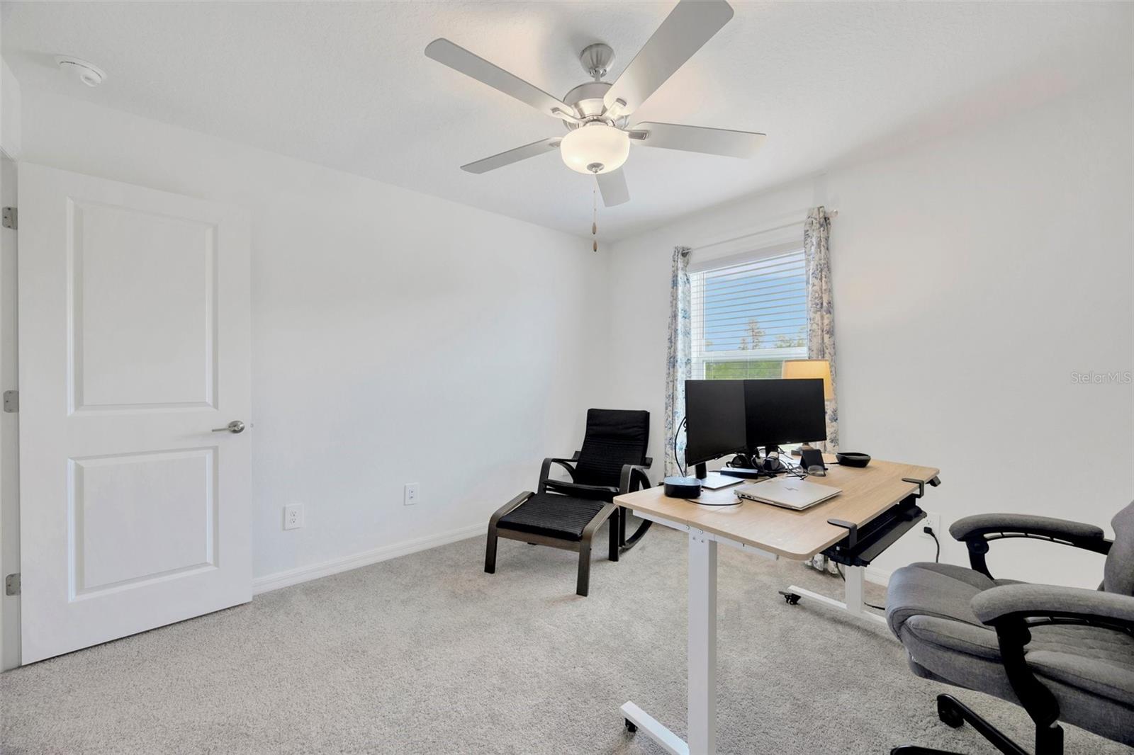 TOWNHOMES OF ANGELINE - Residential Lease