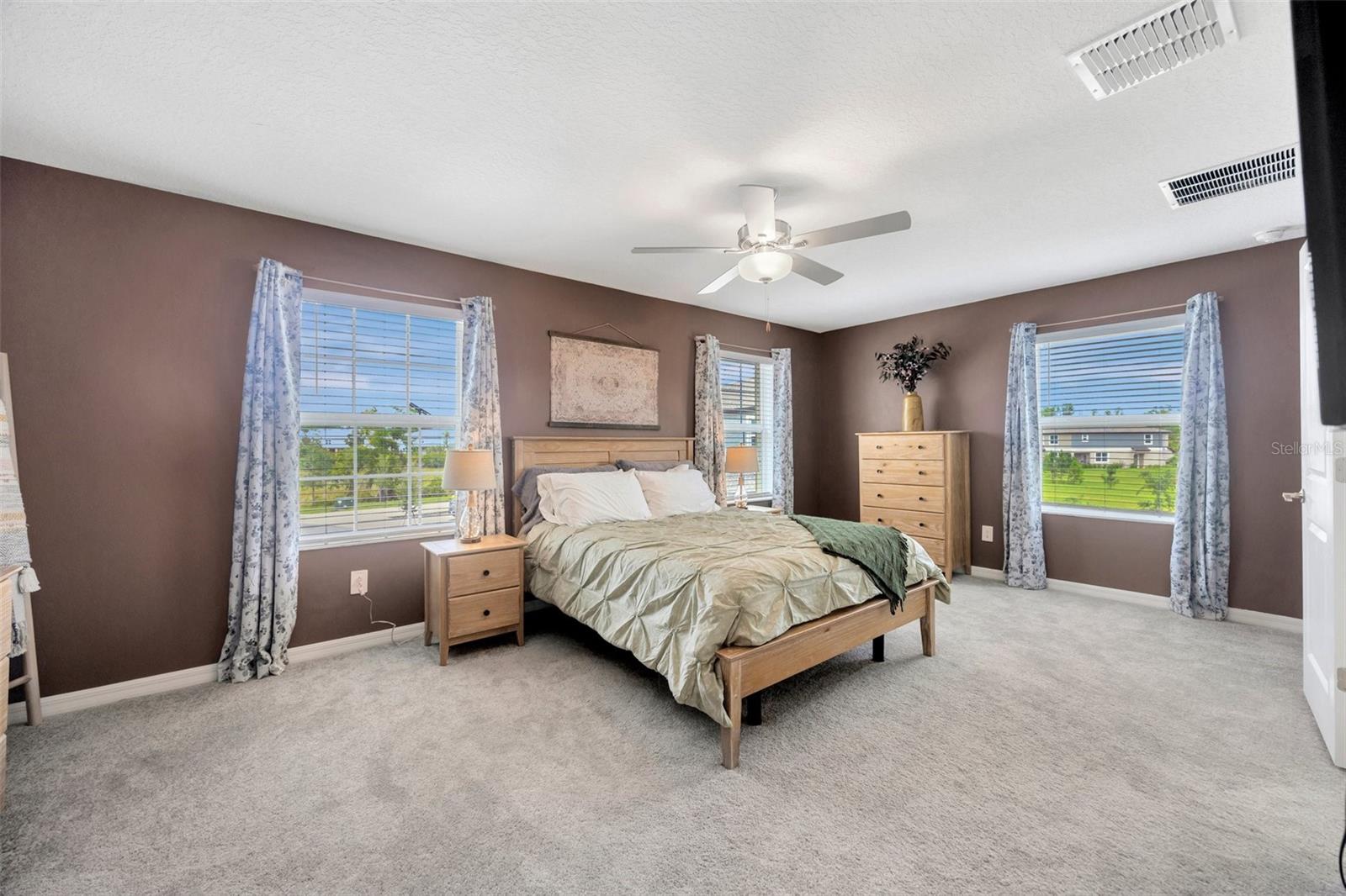 TOWNHOMES OF ANGELINE - Residential Lease