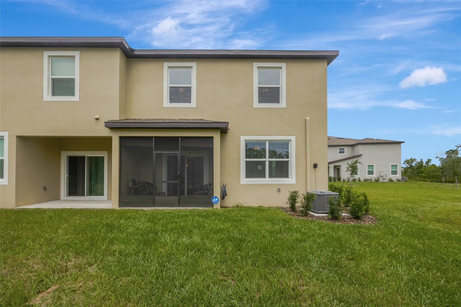 TOWNHOMES OF ANGELINE - Residential Lease