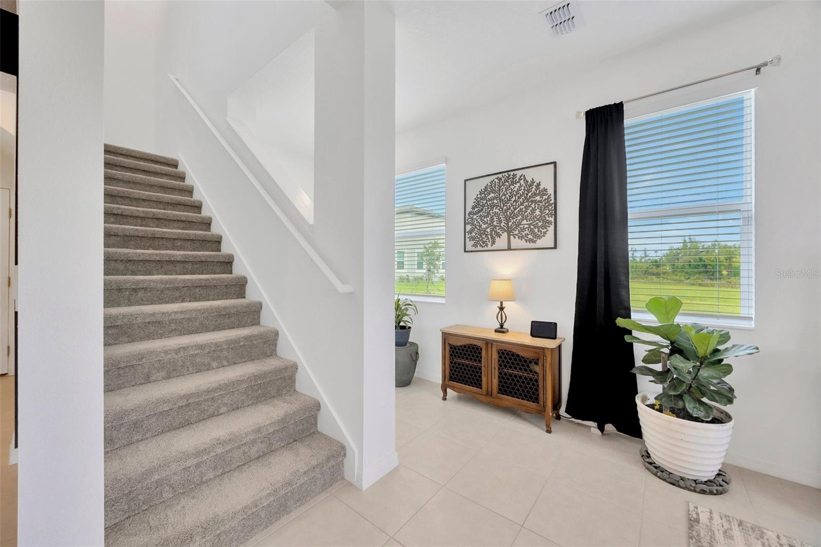 TOWNHOMES OF ANGELINE - Residential Lease