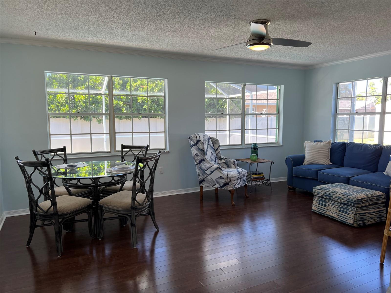 SOUTH VENICE - Residential Lease