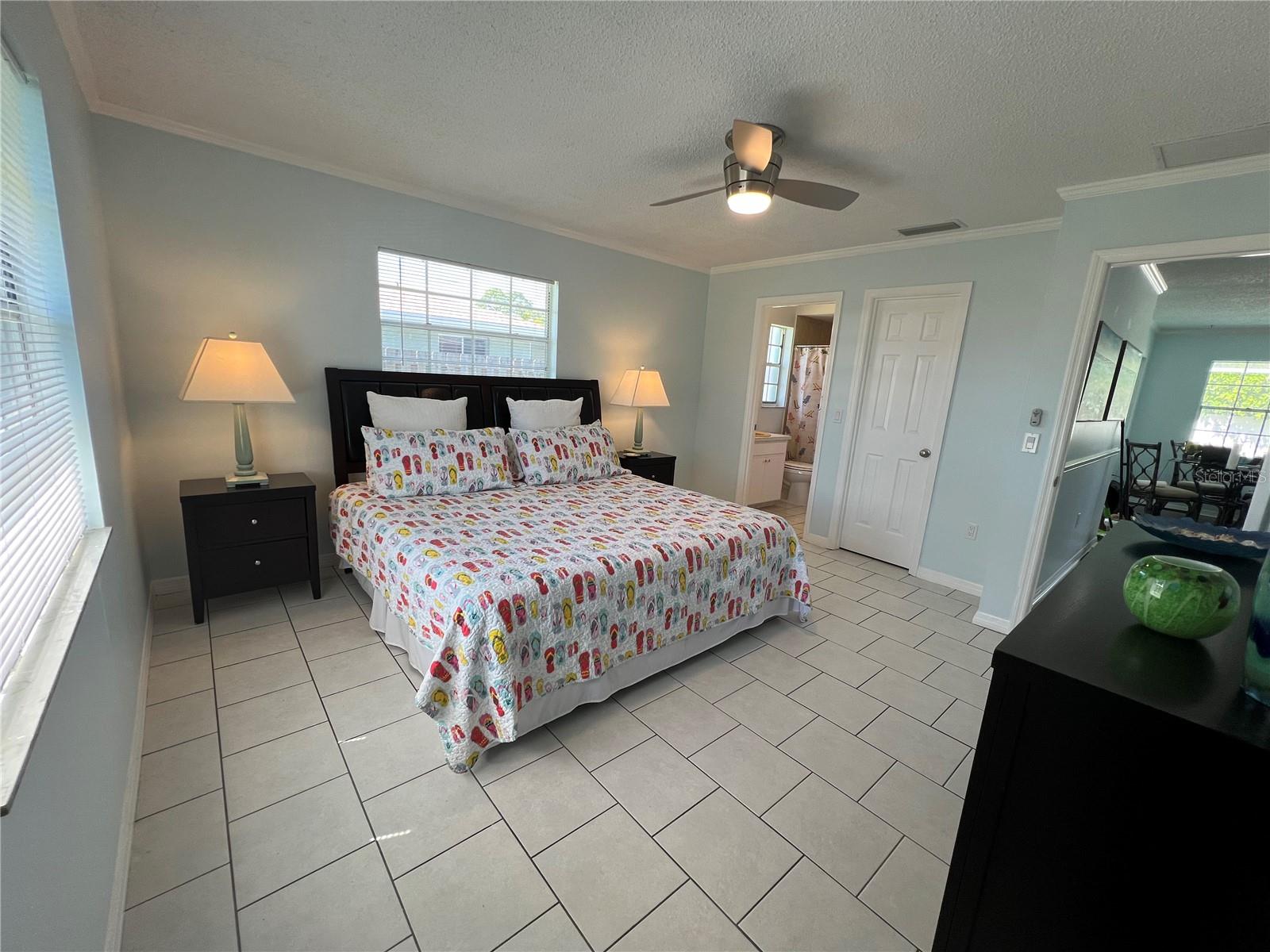 SOUTH VENICE - Residential Lease