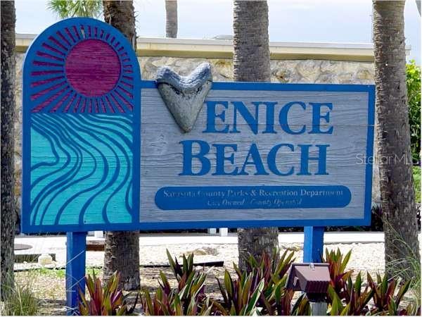 SOUTH VENICE - Residential Lease