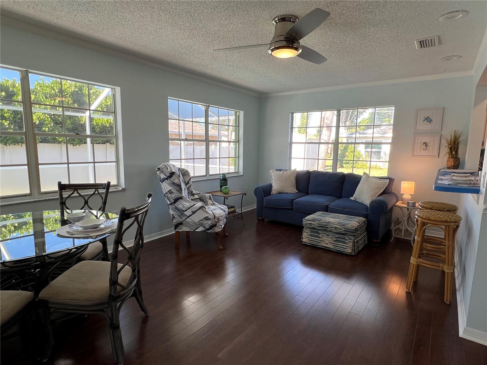 SOUTH VENICE - Residential Lease