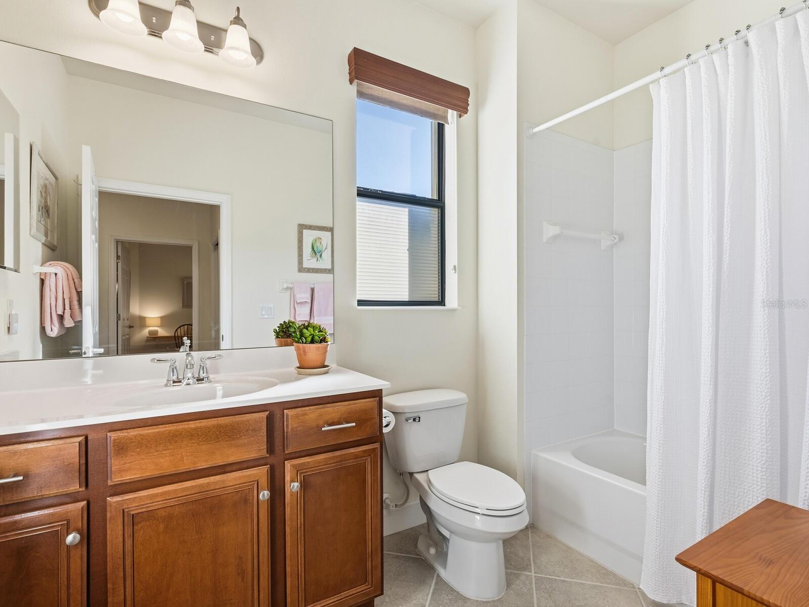 VENETIAN FALLS PH 3 - Residential