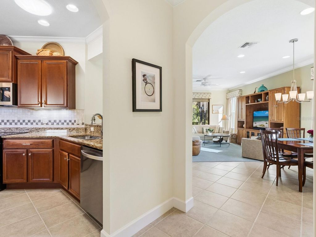 Photo of 11090 Campazzo Drive, Venice, FL 34292 (MLS # N6142034)