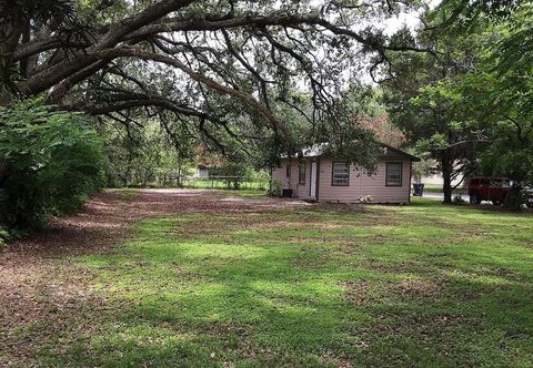 Photo of 6601 N 30th Street, Tampa, FL 33610 (MLS # TB8469231)