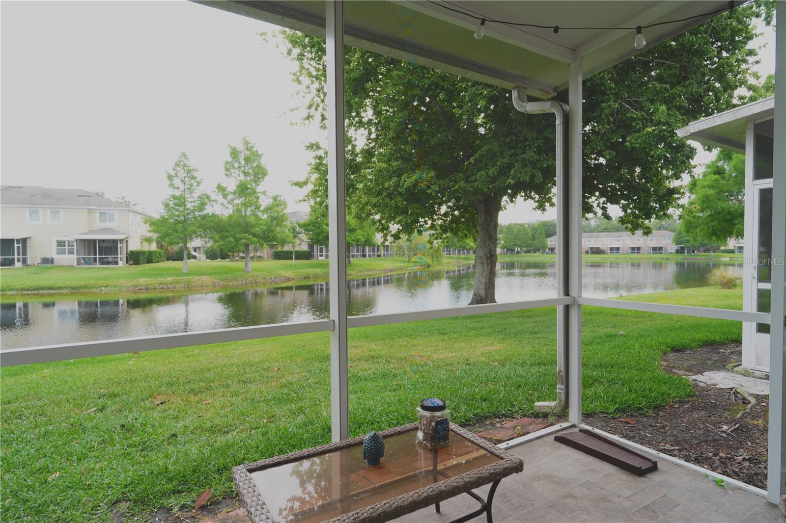 RIVERVIEW TWNHMS PH II - Residential Lease
