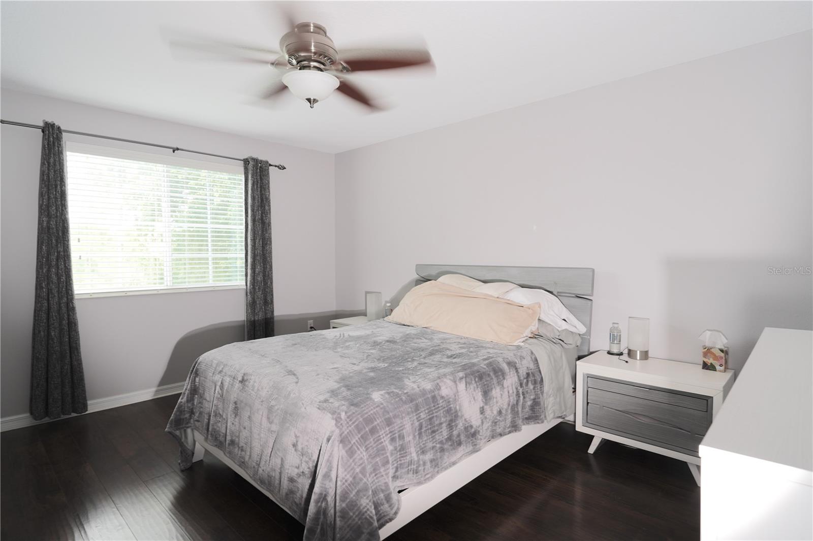 RIVERVIEW TWNHMS PH II - Residential Lease