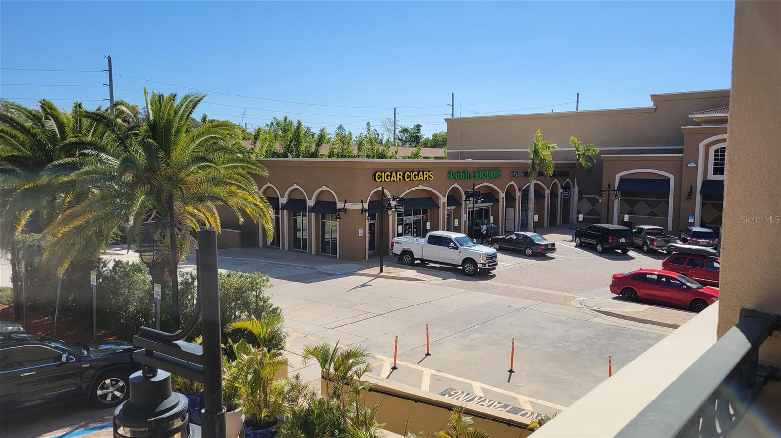 BROADWAY PROMENADE - Residential Lease