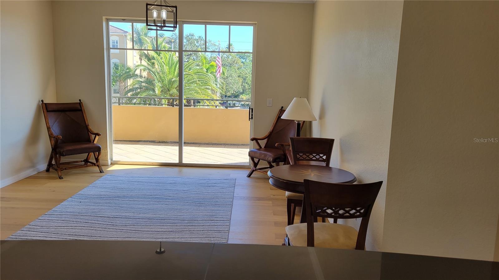 BROADWAY PROMENADE - Residential Lease