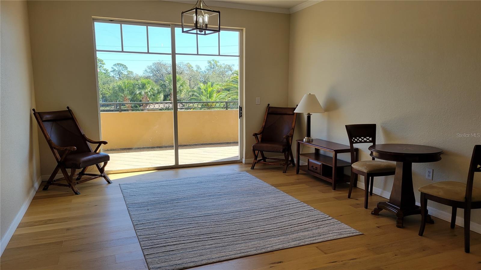 BROADWAY PROMENADE - Residential Lease