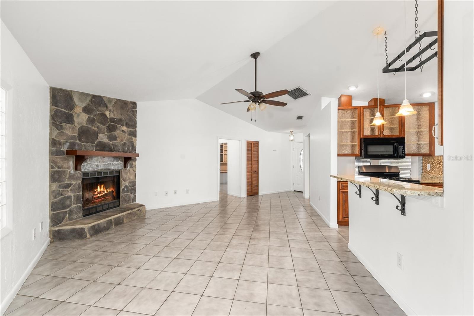 AUTUMN WOODS - Residential