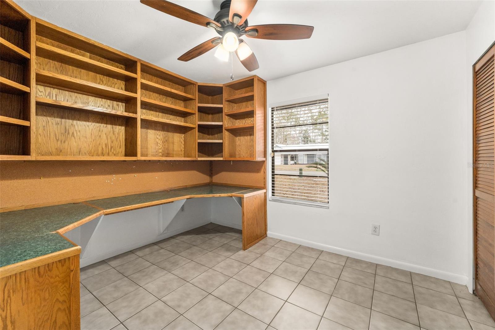 AUTUMN WOODS - Residential