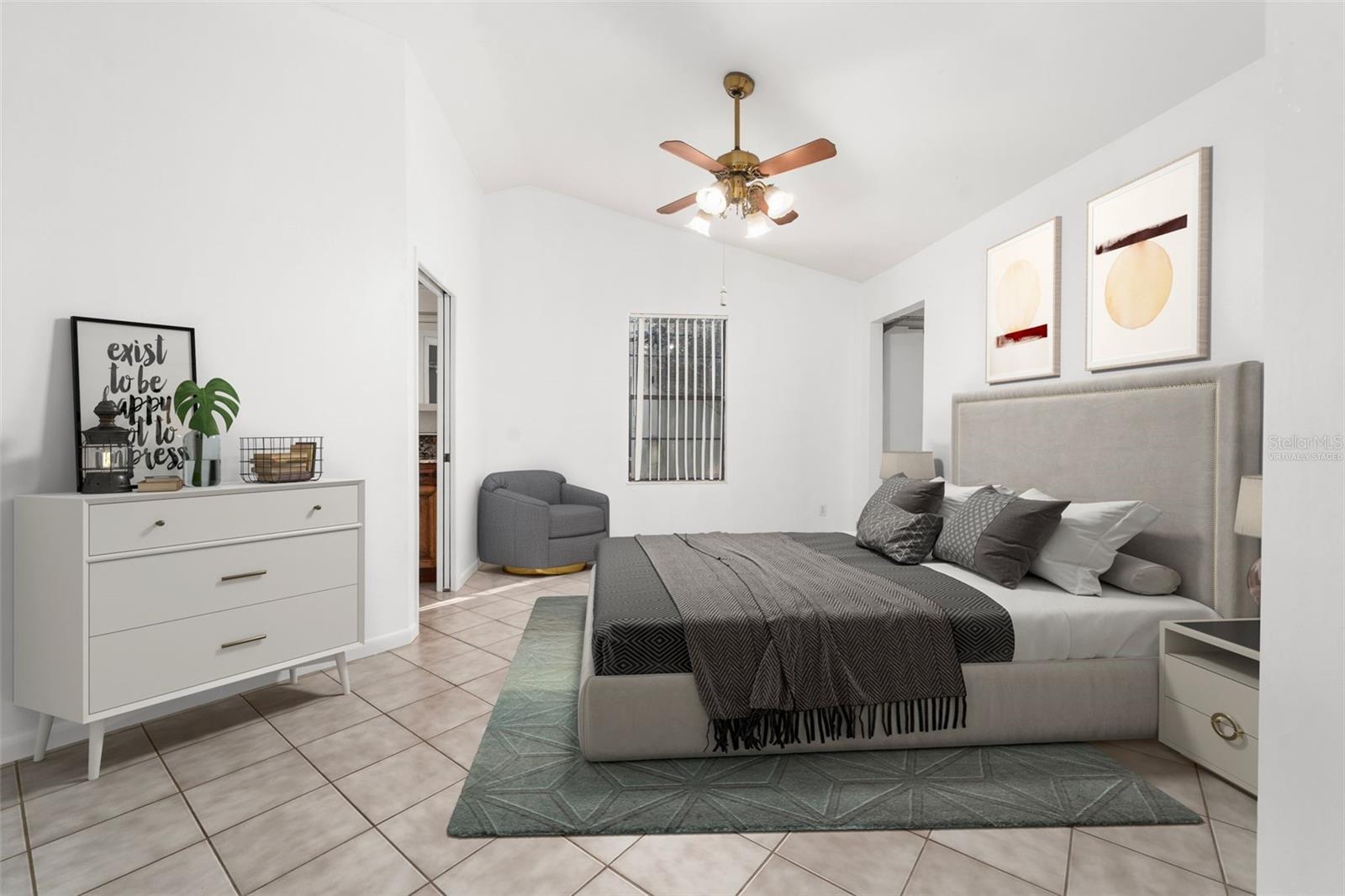 AUTUMN WOODS - Residential