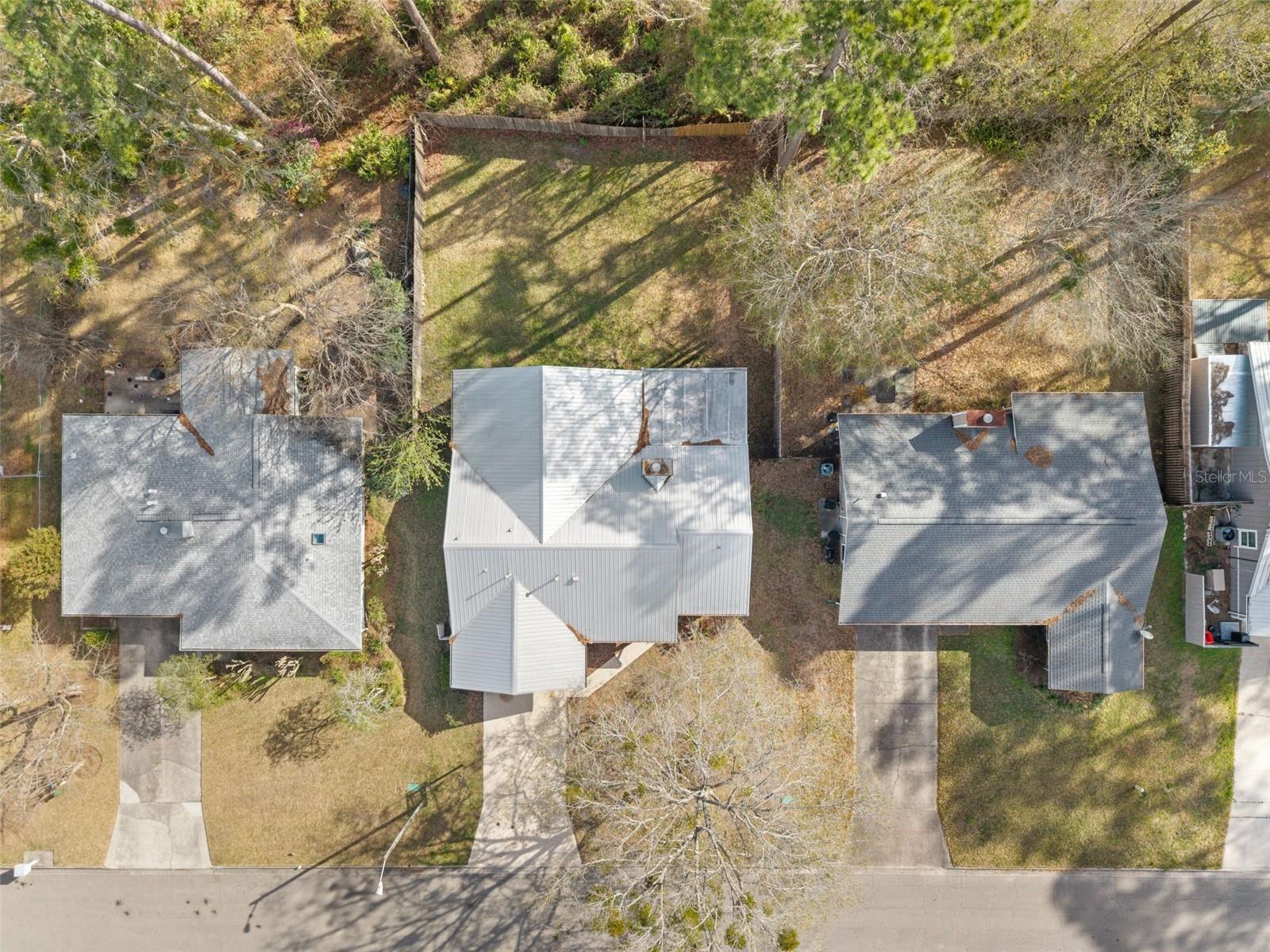 AUTUMN WOODS - Residential