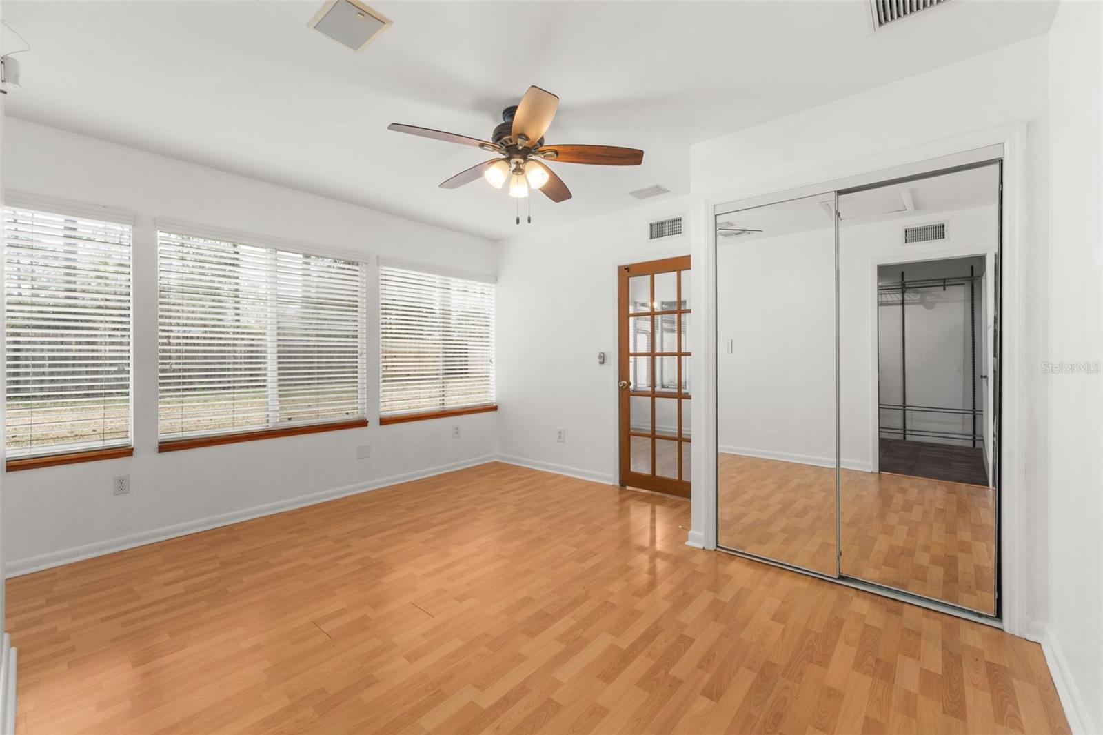 AUTUMN WOODS - Residential