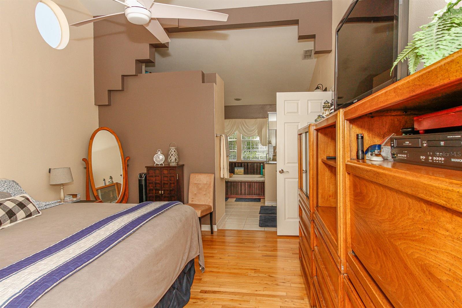 DEEP SPRING - Residential