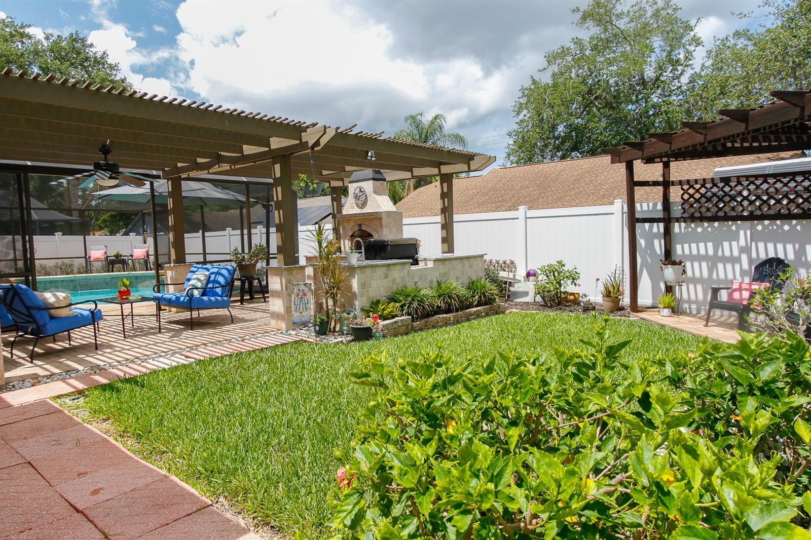 DEEP SPRING - Residential