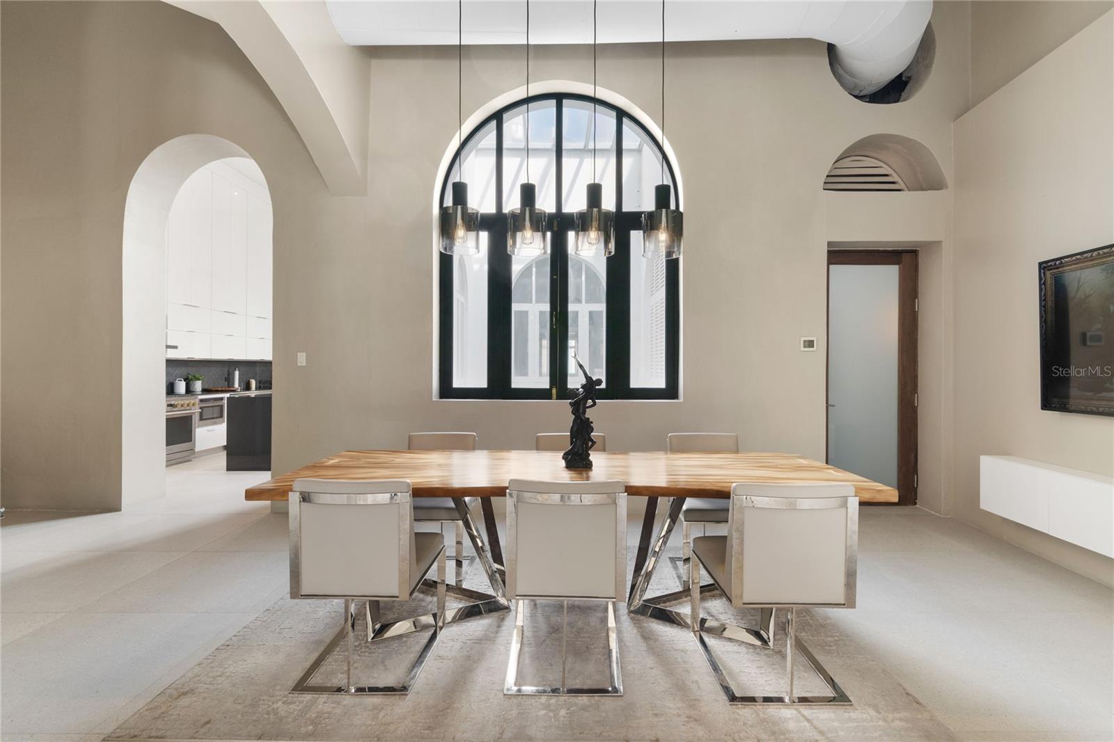 255 RECINTO SUR - Residential