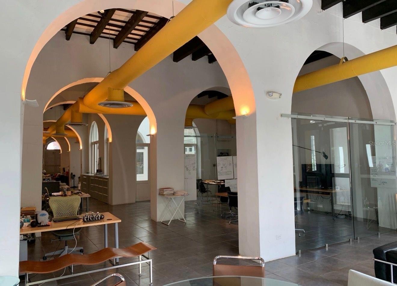 255 RECINTO SUR - Residential