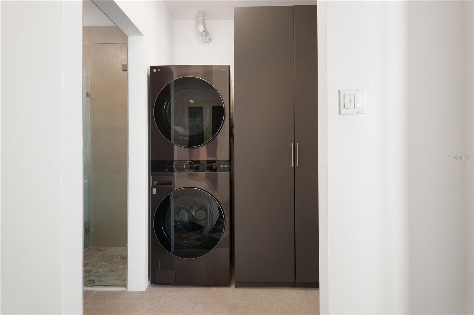 255 RECINTO SUR - Residential