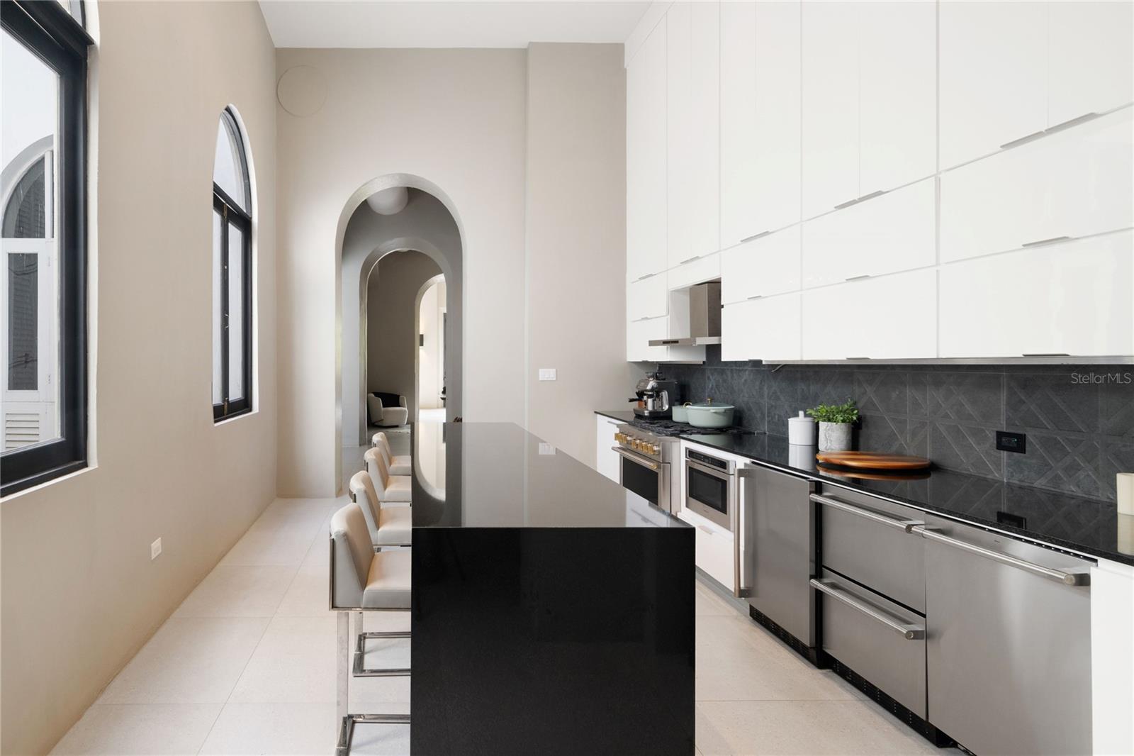 255 RECINTO SUR - Residential