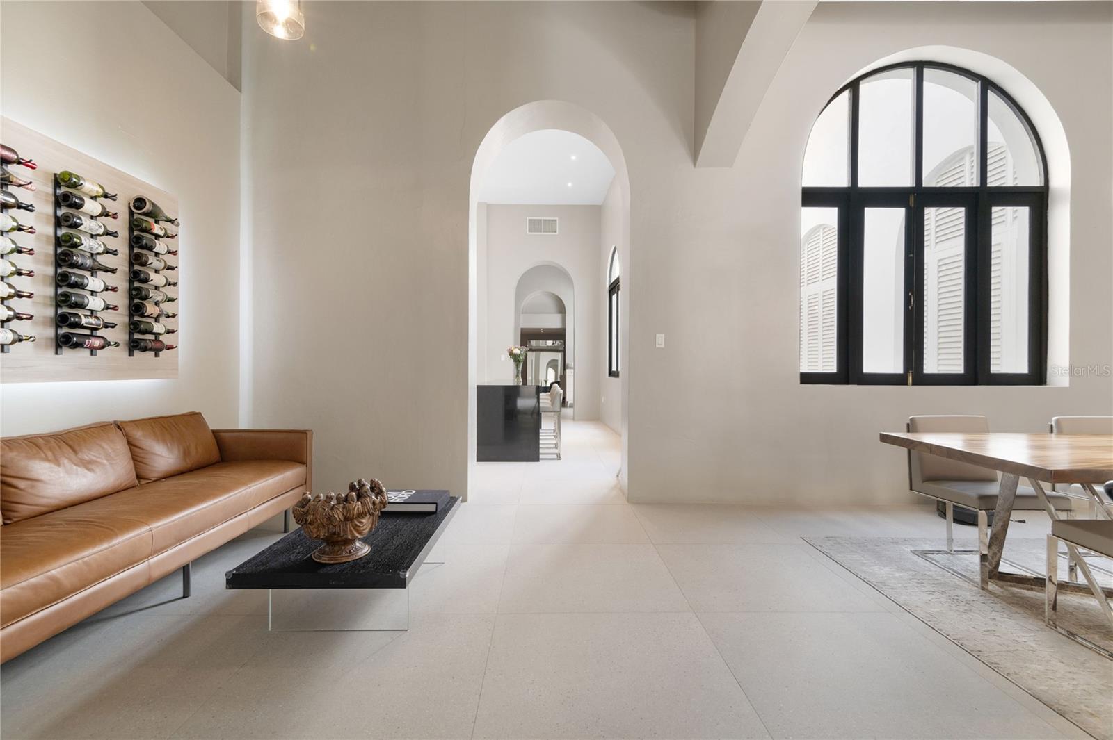 255 RECINTO SUR - Residential