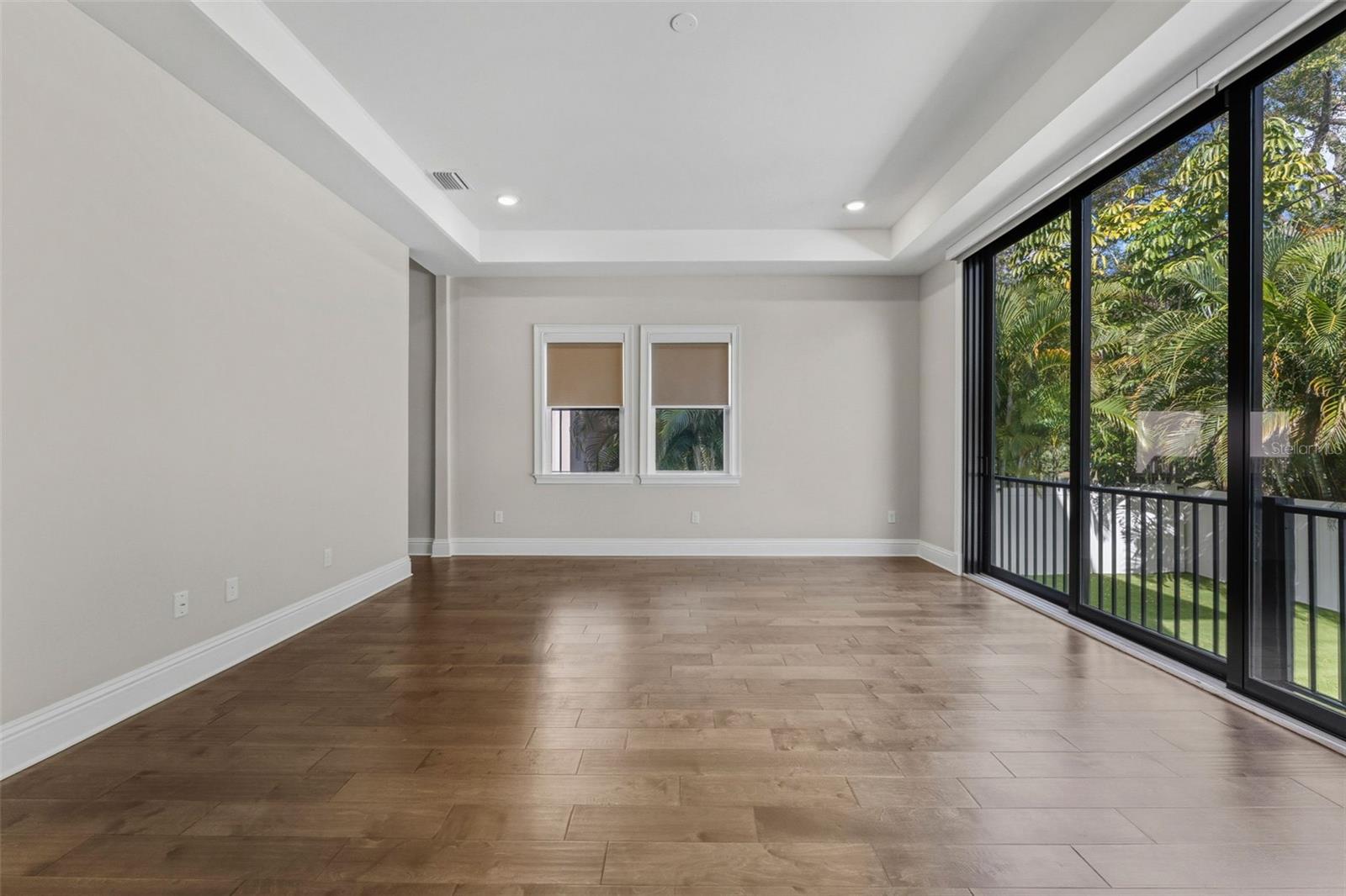 DAVIS ISLANDS PB10 PG52 TO 57 - Residential Lease