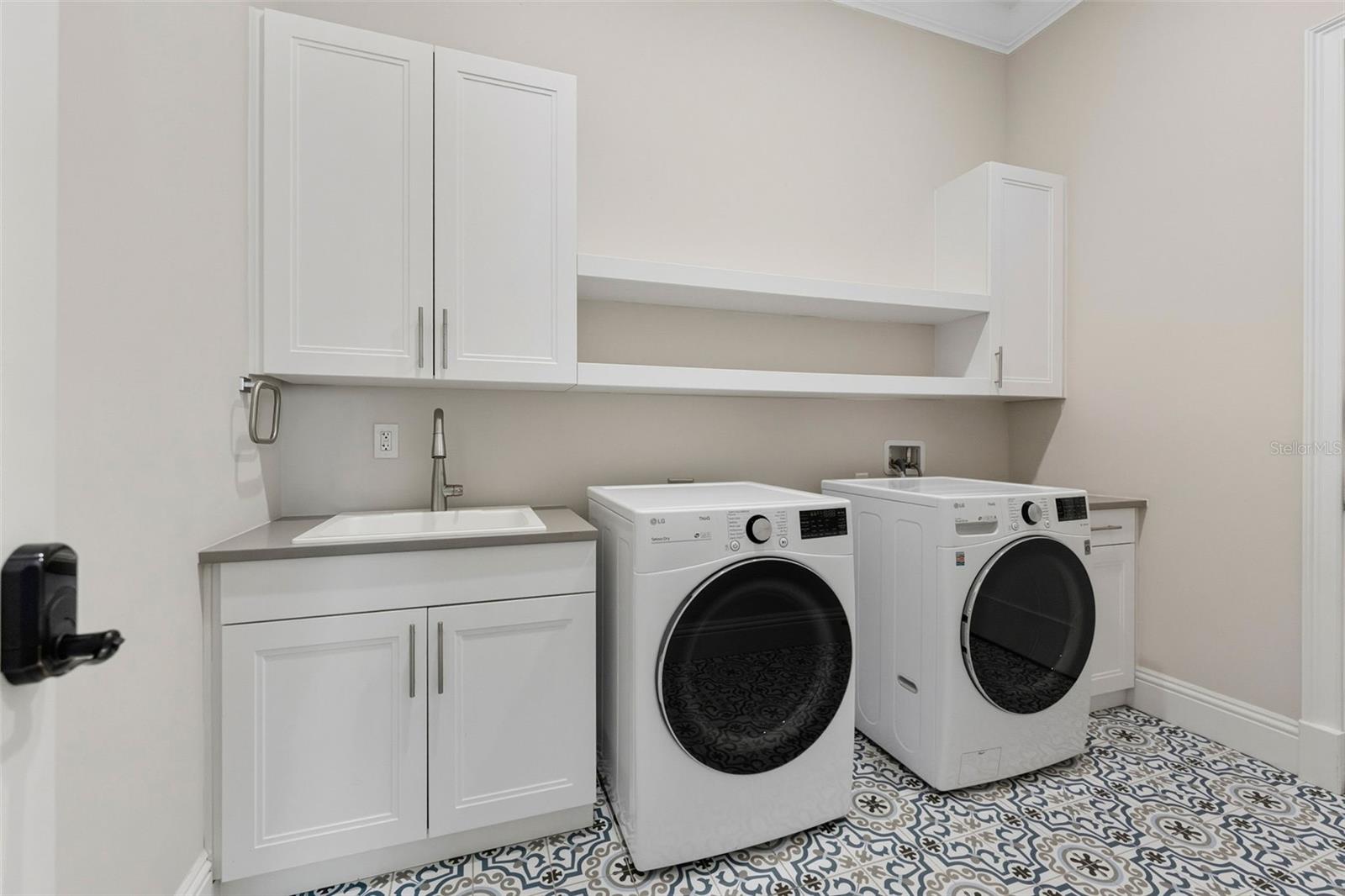 DAVIS ISLANDS PB10 PG52 TO 57 - Residential Lease