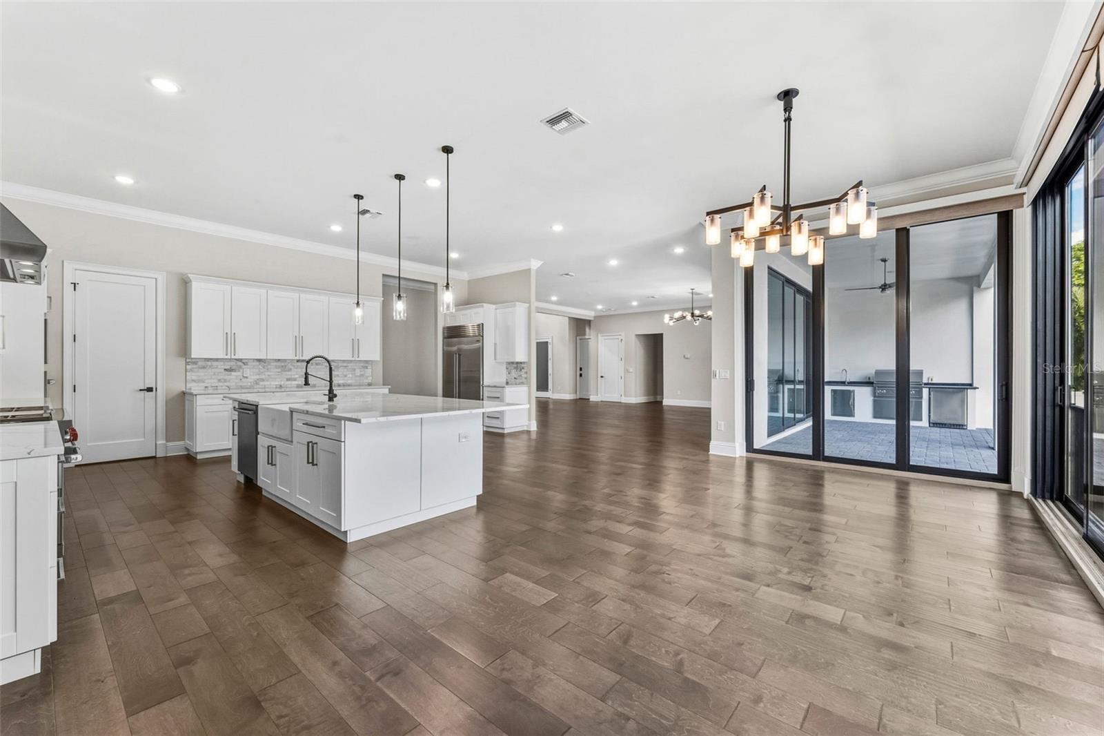 DAVIS ISLANDS PB10 PG52 TO 57 - Residential Lease