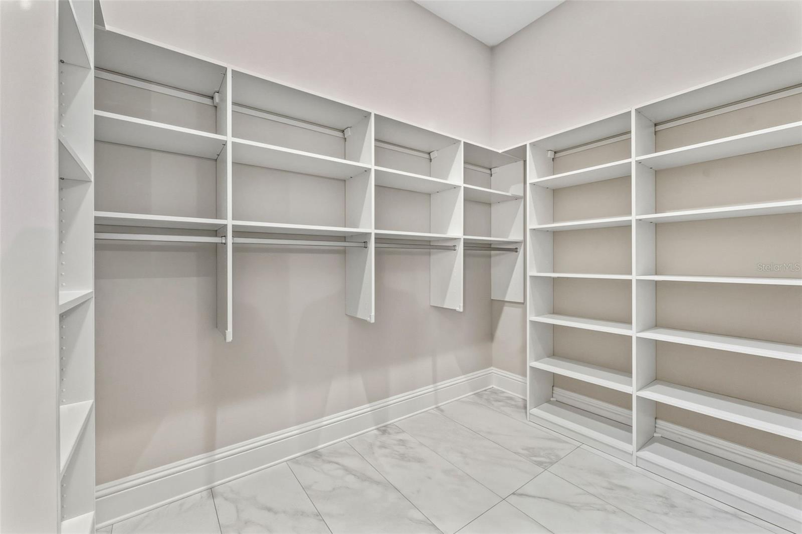 DAVIS ISLANDS PB10 PG52 TO 57 - Residential Lease