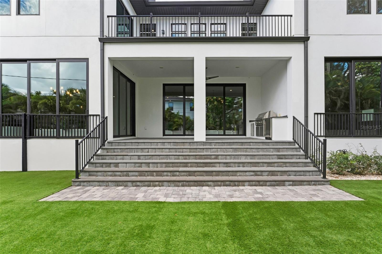 DAVIS ISLANDS PB10 PG52 TO 57 - Residential Lease