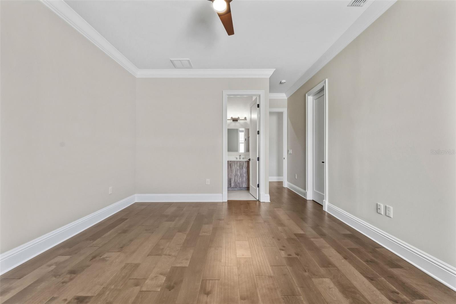 DAVIS ISLANDS PB10 PG52 TO 57 - Residential Lease