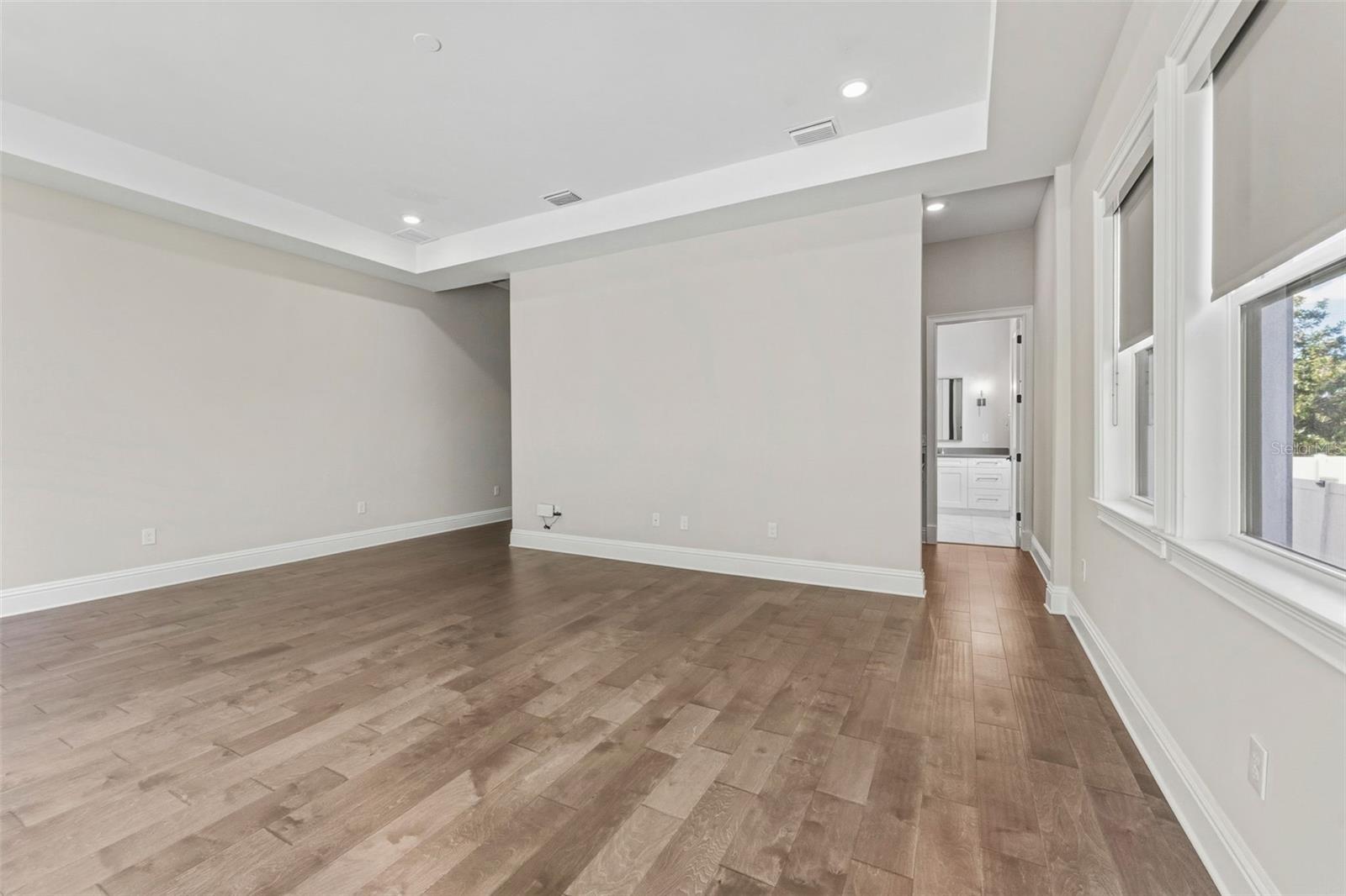 DAVIS ISLANDS PB10 PG52 TO 57 - Residential Lease