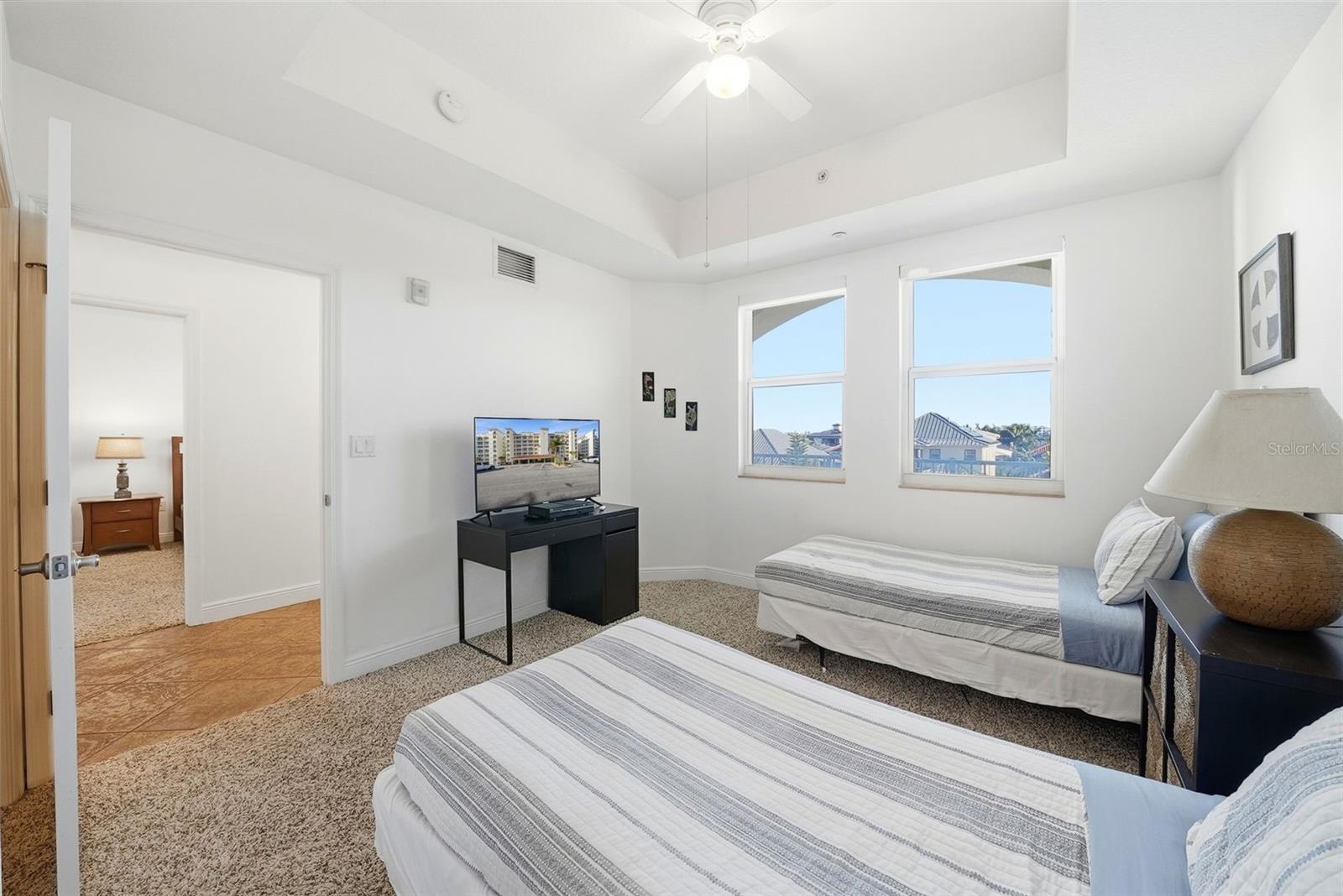 LAS BRISAS CONDO - Residential